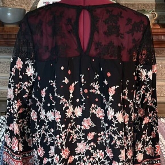 Gorgeous Black Floral and Paisley Printed Dress Lace Inset Long Sleeve NWOT MED - Picture 6 of 12